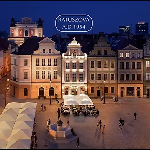 Appartement Ratuszova Stary Rynek Old Market Square Premium & Restaurant Ad 1954, Poznań